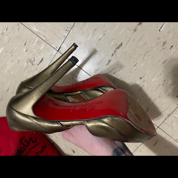 Christian Louboutin Bronze Platform Lady Corset Leather Pumps - Picture 8 of 11